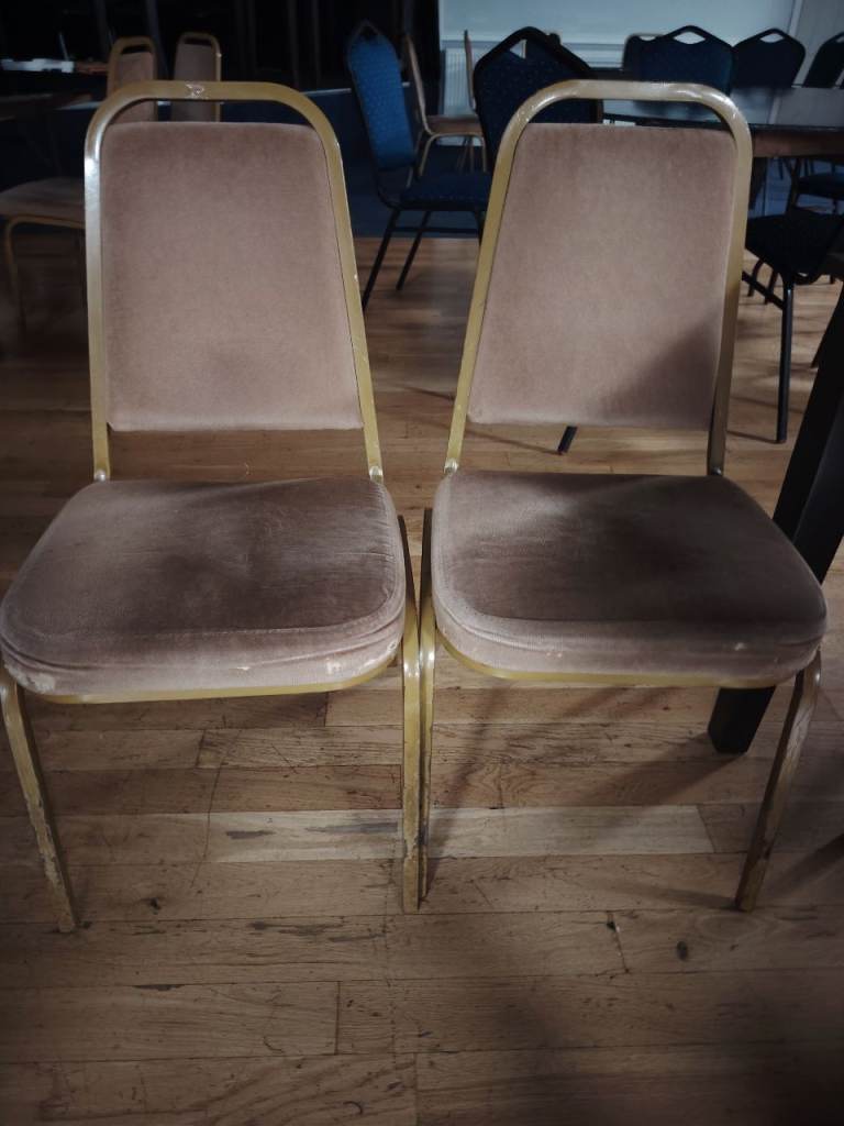 Single chairs 