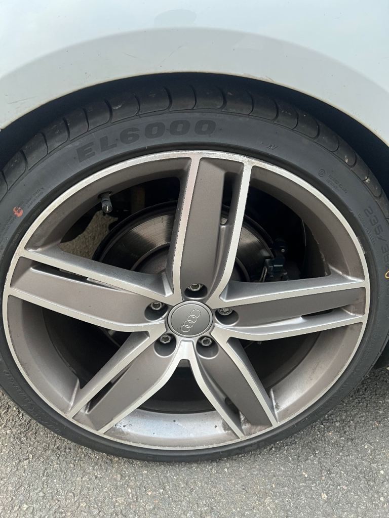Set of 4 genuine Audi 19” rotor alloy wheels