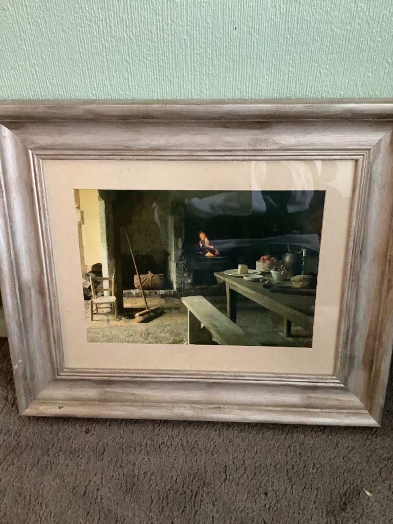 Old fashioned  kitchen framed print. 18x15 inch frame.