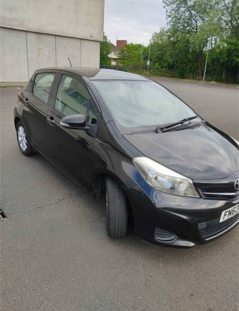 Toyota, YARIS 2013 Manual