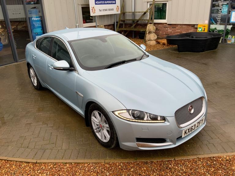2013 Jaguar XF 3.0d V6 Luxury 4dr Auto [Start Stop] SALOON Diesel Automatic