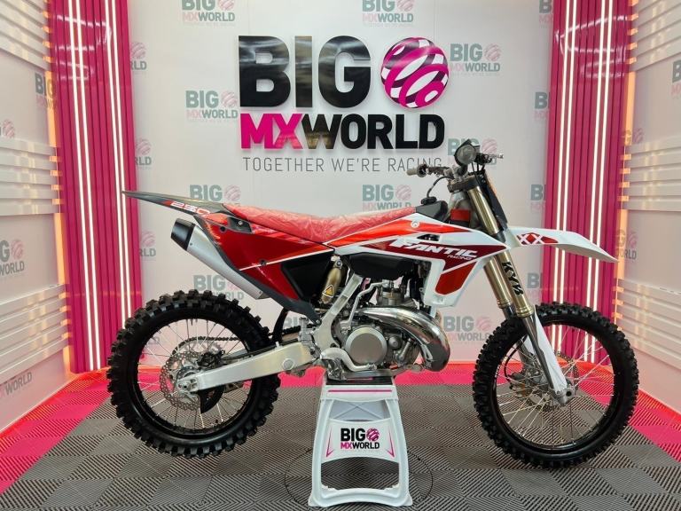 Fantic XX 250 2025 - YZ 250 - BRAND NEW // ZERO HOURS // PX WELCOME