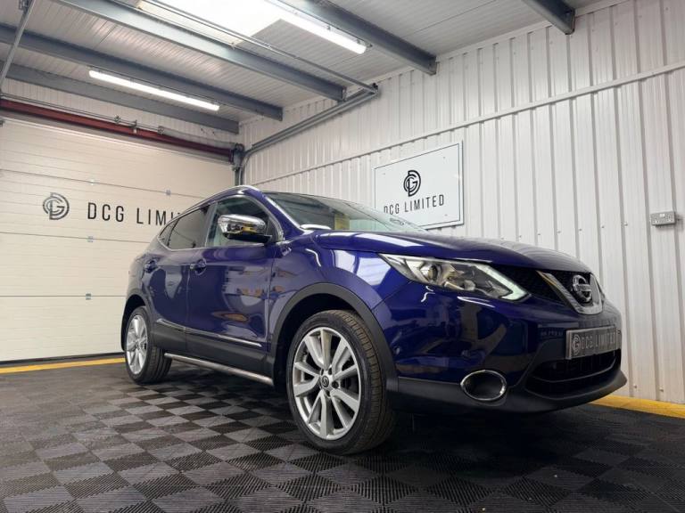 2015 Nissan Qashqai 1.6 dCi Tekna SUV 5dr Diesel Manual 2WD Euro 6 (s/s) (130 ps) HATCHBACK Diese...
