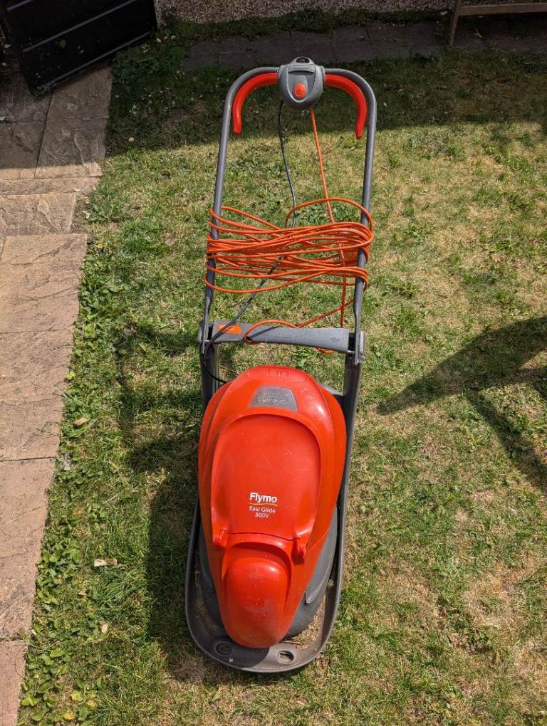 Flymo Easi Glide 300V Electric Hover Lawnmower
