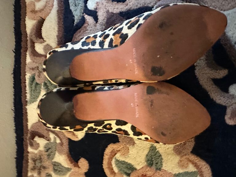 Leopard print ladies boots 