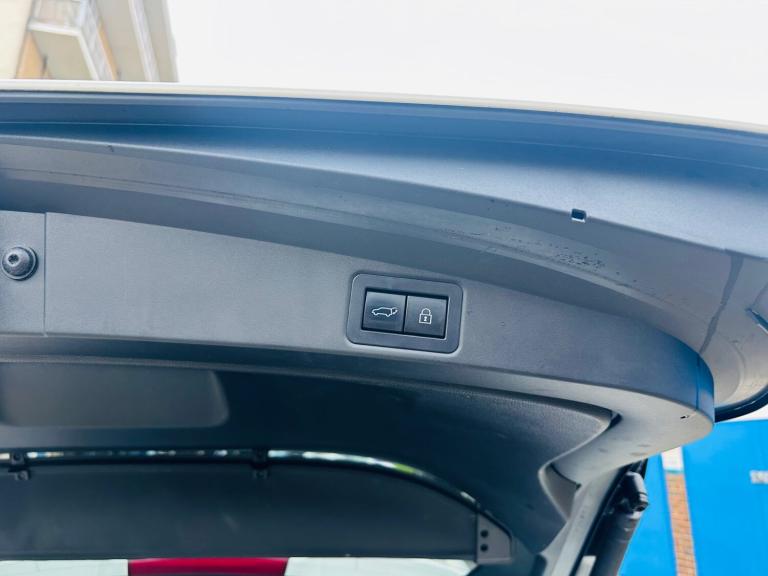 2019 Toyota Corolla 2.0 VVT-i Hybrid Excel 5dr CVT ESTATE Petrol/Electric Hybrid Automatic