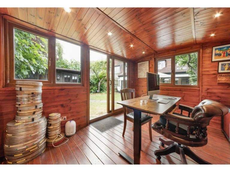 House in Wimbledon for rent 