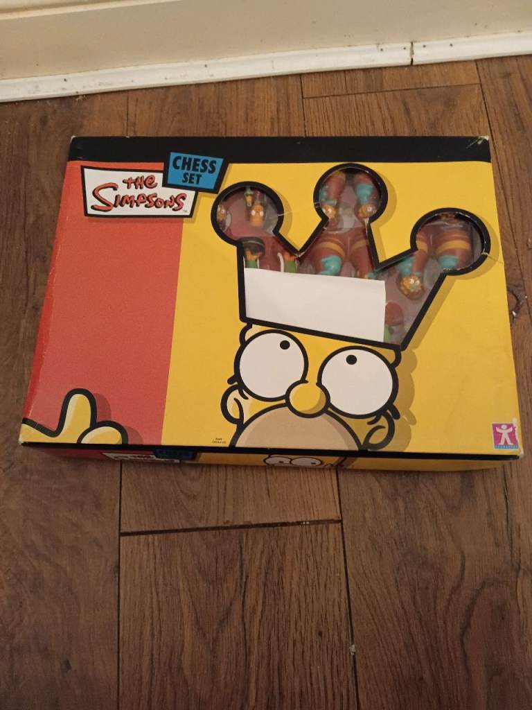 The Simpsons Chess Set - NEW in Homer Box