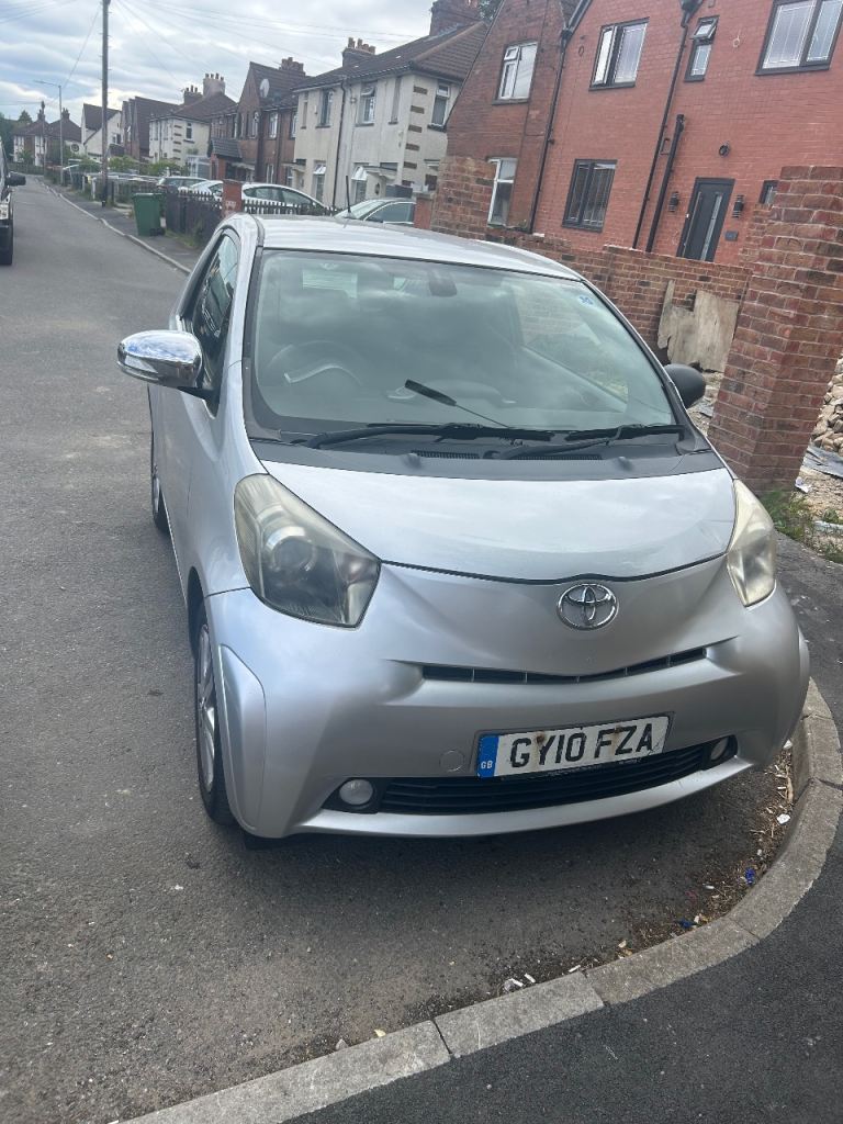 Toyota, IQ, Hatchback, 2010, Manual, 1329 (cc), 3 doors
