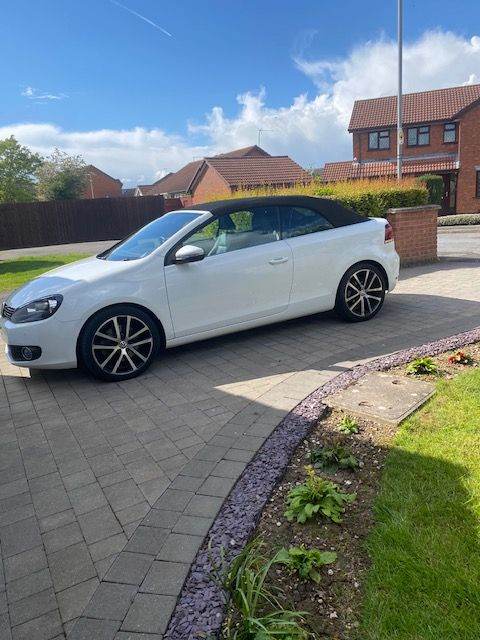 Volkswagen, GOLF, Convertible, 2011, Automatic, 1390 (cc), 2 doors