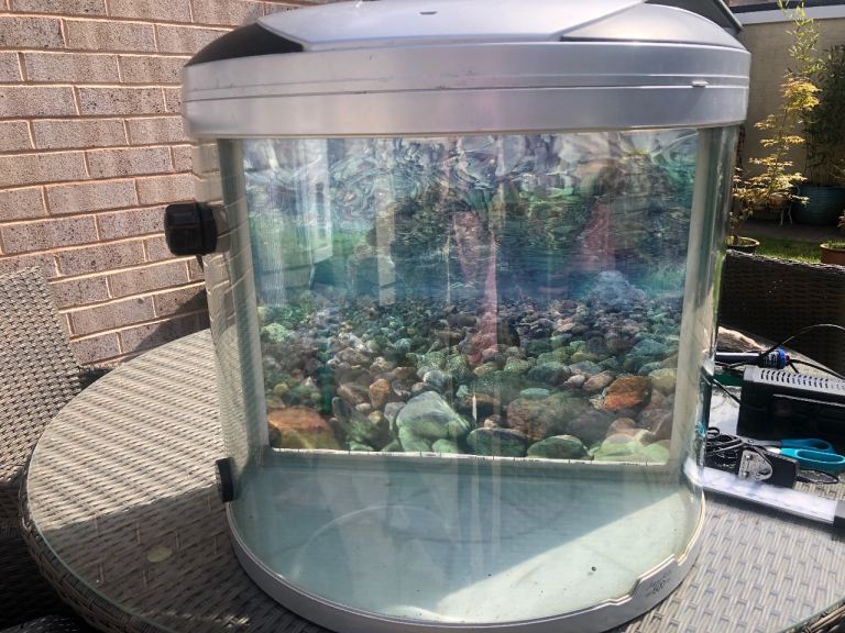 Fish tank Aqua One mode 600
