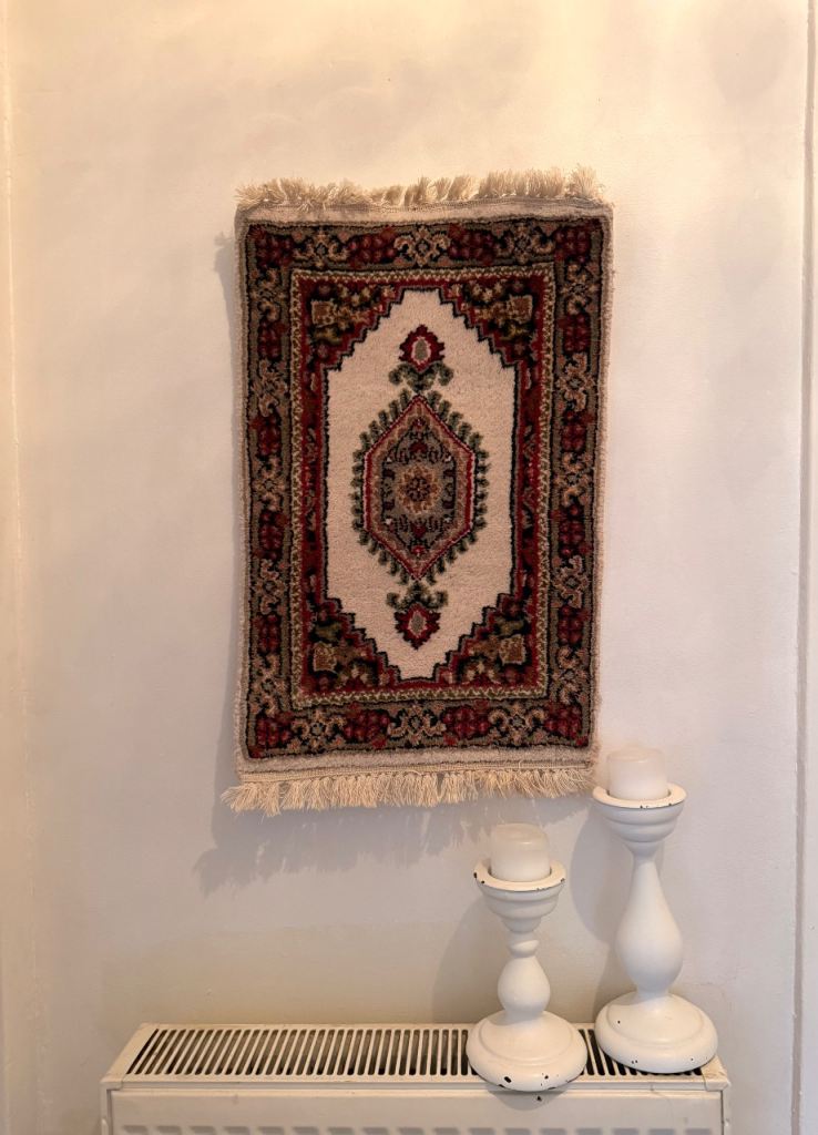Fine Mini Persian Style Hand-Knotted Wool Rug
