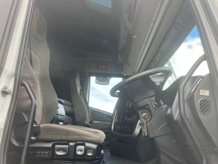 2017 Iveco Stralis 460 6x2 tractor unit euro 6 hi way cab 