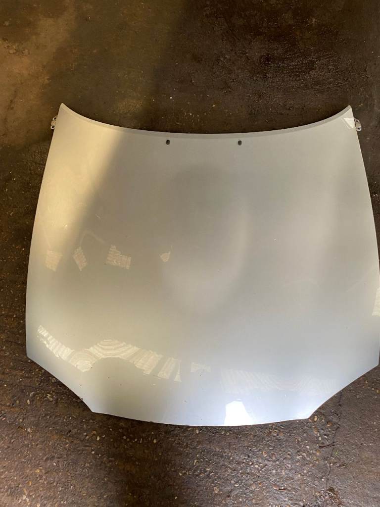 Mazda MX5 mk2.5 silver bonnet