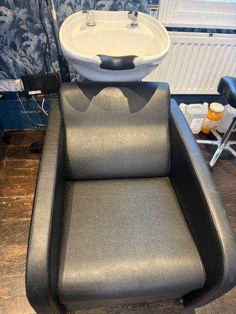 image for Salon Backwash