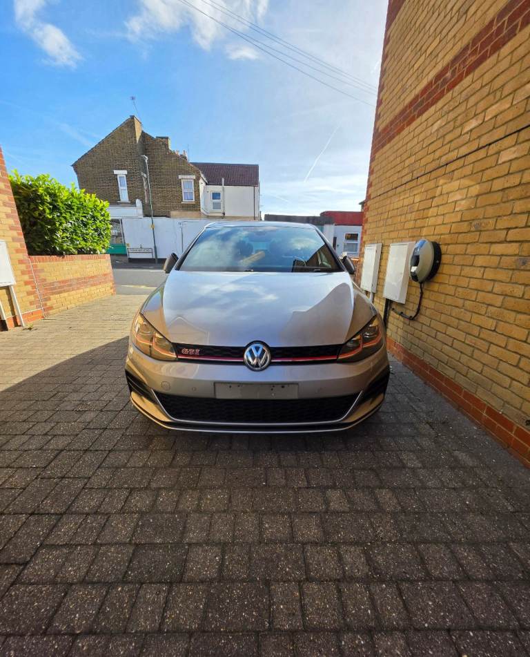 VW GOLF GTi Performance 2019 (69 plate) Mk 7.5, Automatic, Silver, Pan Roof, Rear Camera