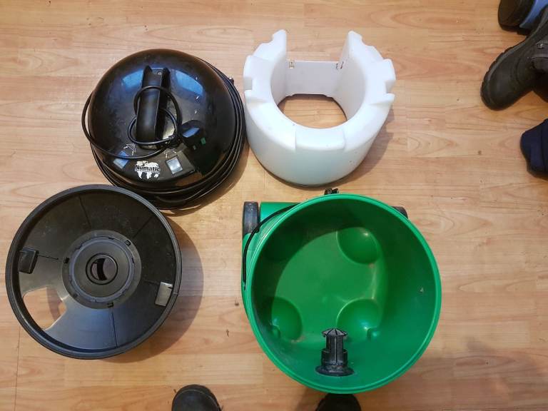 henry george Numatic gve370-2 Henry Hoover Corded Carpet Wet and dry Vacuum Cleaner n