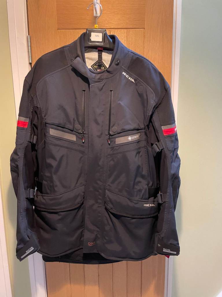 MENS RICHA CYCLONE 2 MOTORBIKE JACKET & MATCHING TROUSERS