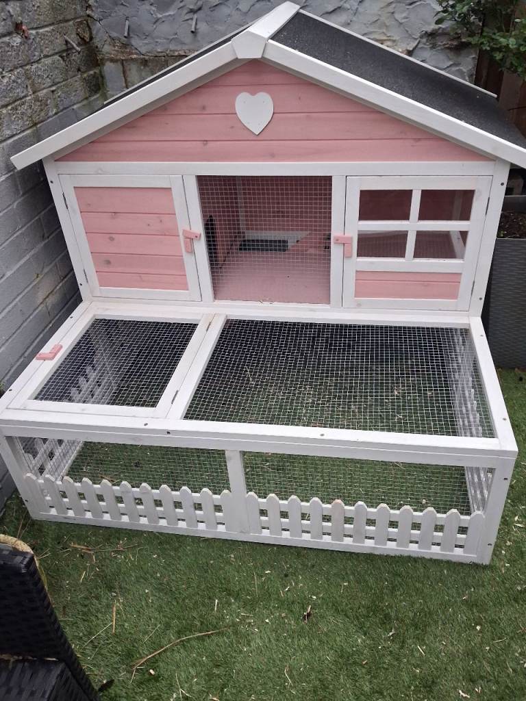 Rabbit/Guinea hutch with run