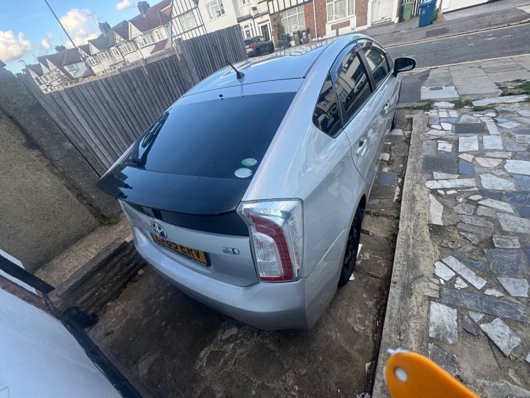 Toyota, PRIUS HYBRID, 2016, 1800 (cc)