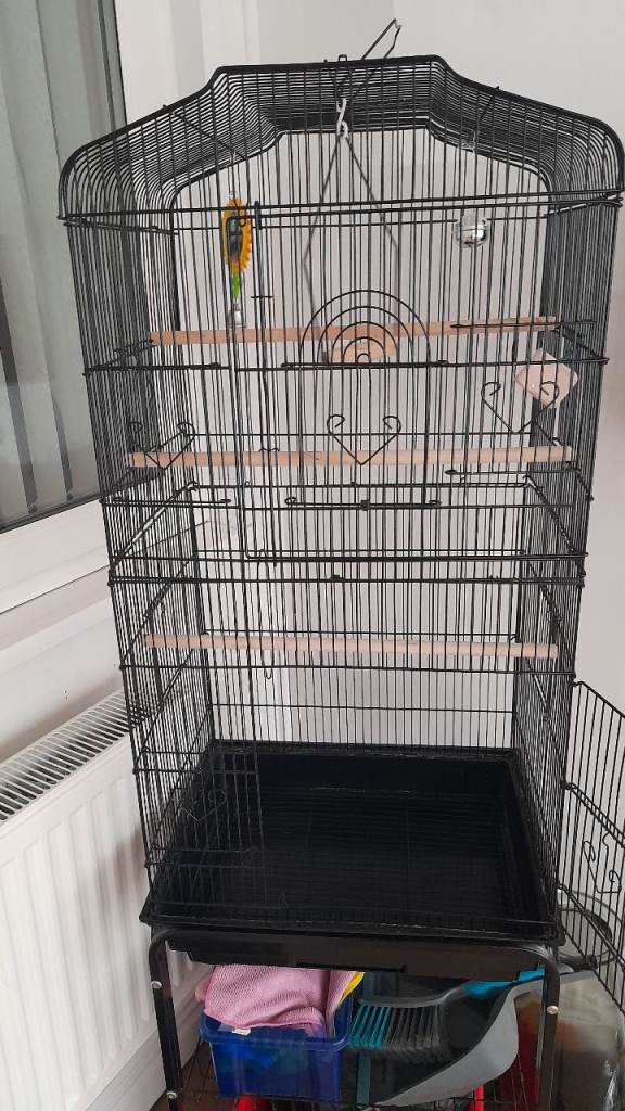 Large bird cage on wheels 