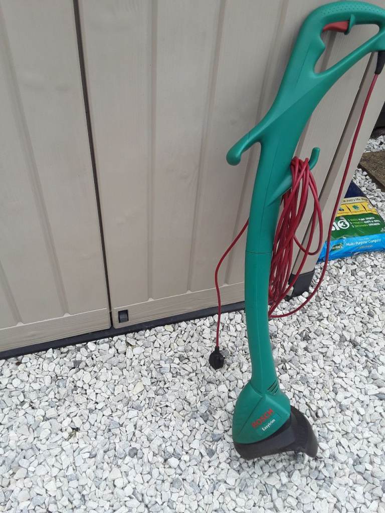 Bosch Electric Grass Trimmer – Good Condition