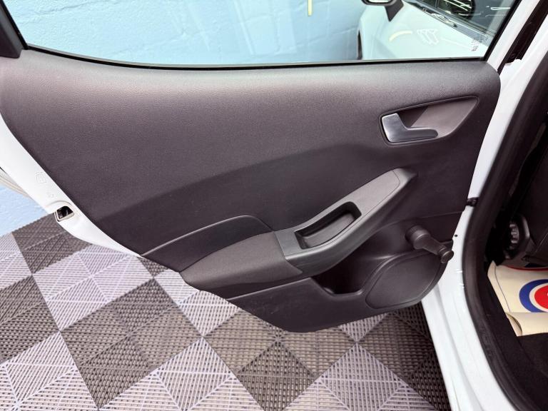 2017 Ford Fiesta 1.5 TDCi Zetec Euro 6 (s/s) 5dr HATCHBACK Diesel Manual