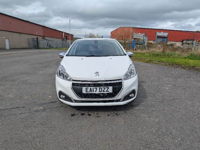 Peugeot, 208, Hatchback, 2017, Manual, 1560 (cc), 5 doors