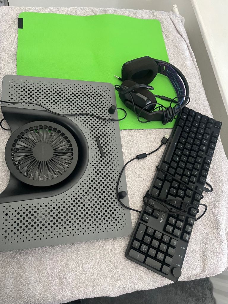 Fam keyboard headset and mat 