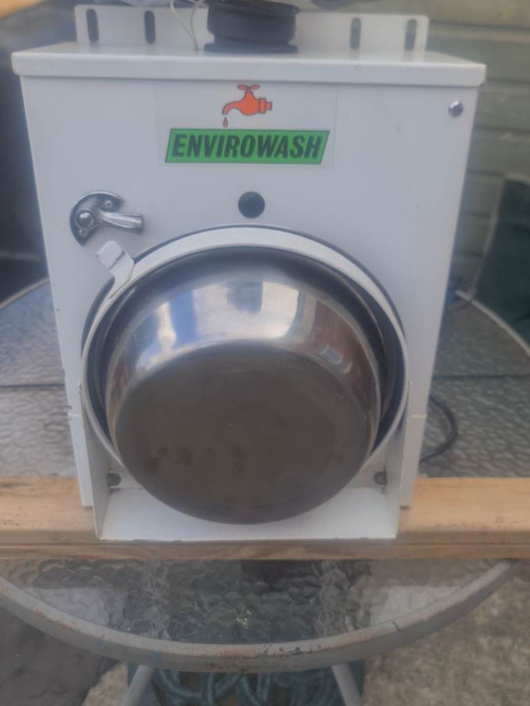 Hand wash basin