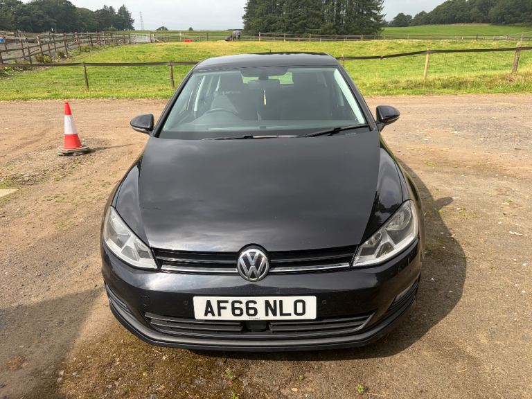 Volkswagen, GOLF, Hatchback, 2016, Semi-Auto, 1598 (cc), 5 doors
