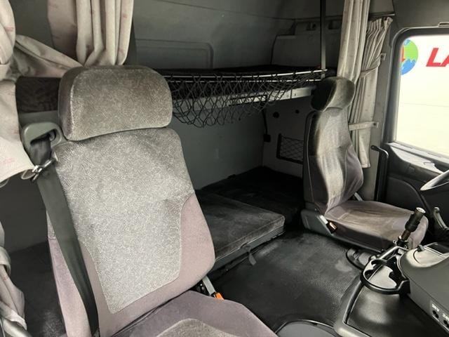 Scania R94 310 6x2 10 Tyre Sleeper Cab Box Van 