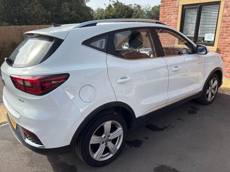MG Motor UK, ZS, 2018, Auto, 999 (cc), 5 doors