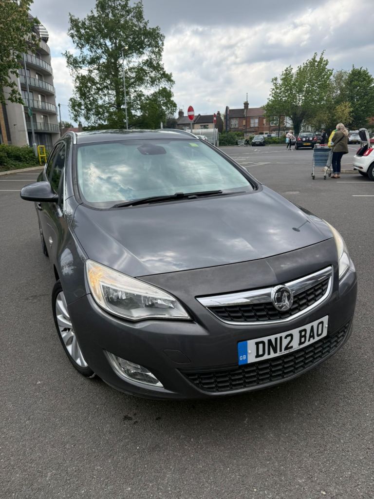 Vauxhall, ASTRA, Estate, 2012, Manual, 1598 (cc), 5 doors
