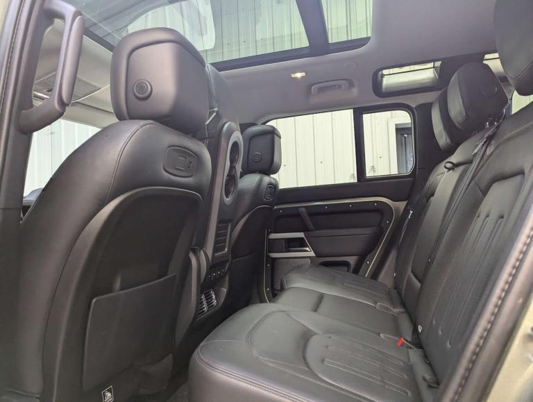 2021 Land Rover Defender 2.0 Defender SE Auto 4WD 5dr SUV Petrol Automatic