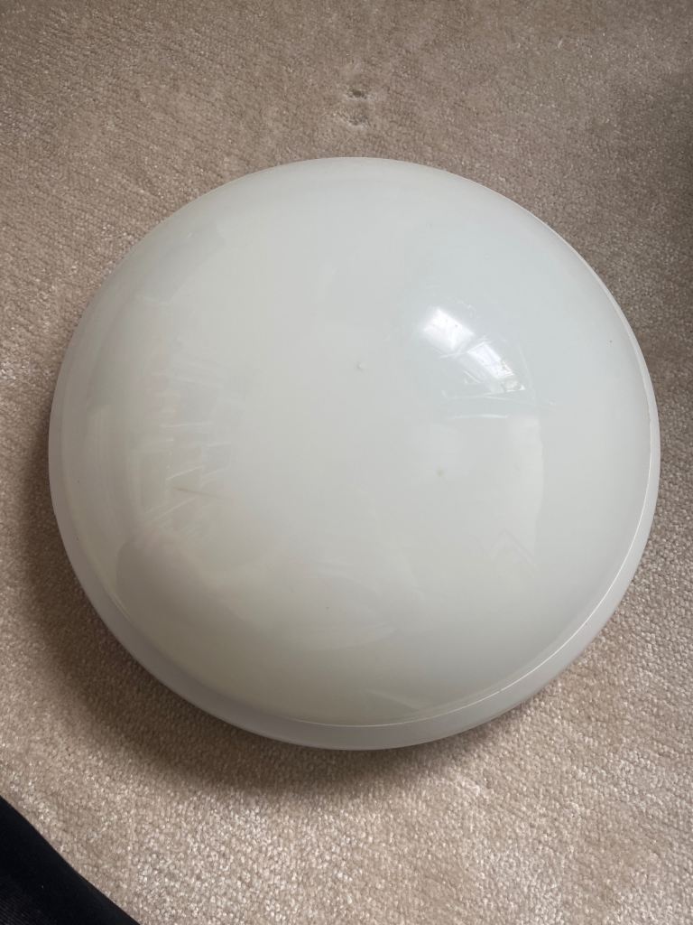 Bulkhead ceiling light