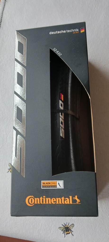 Continental Grand Prix 5000 700 x 32c road tyres