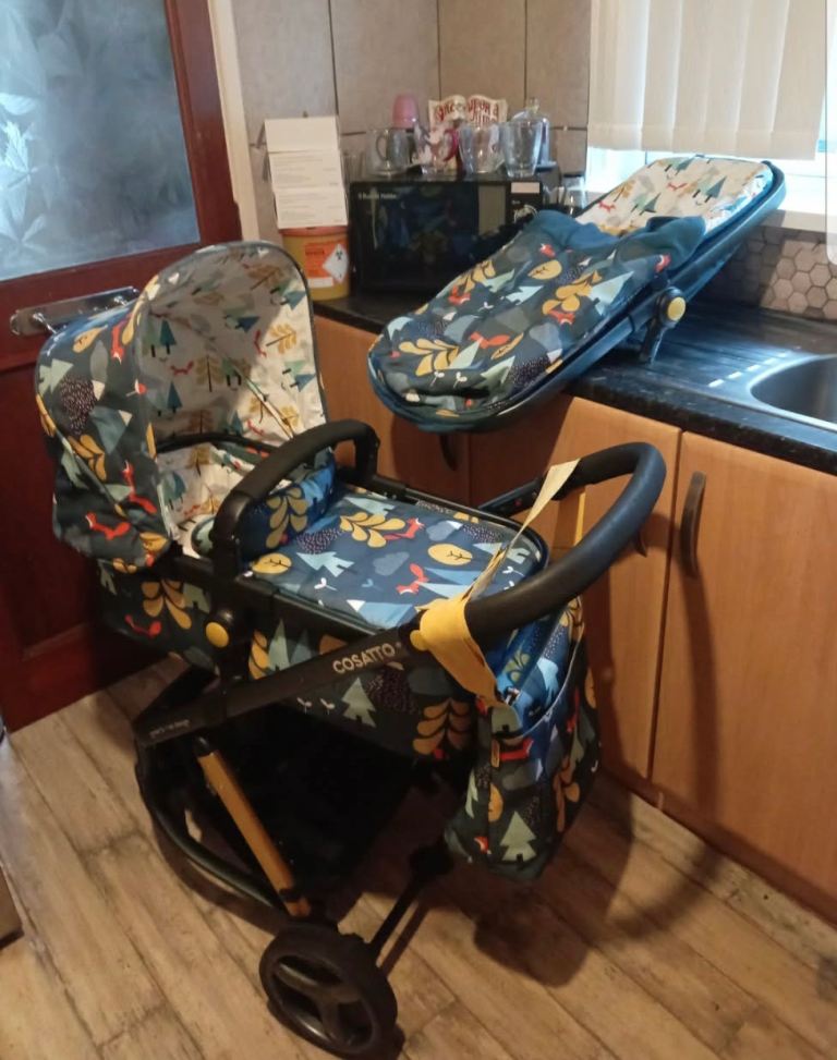 Cosatto Travel System with Car Seat – Good Condition
