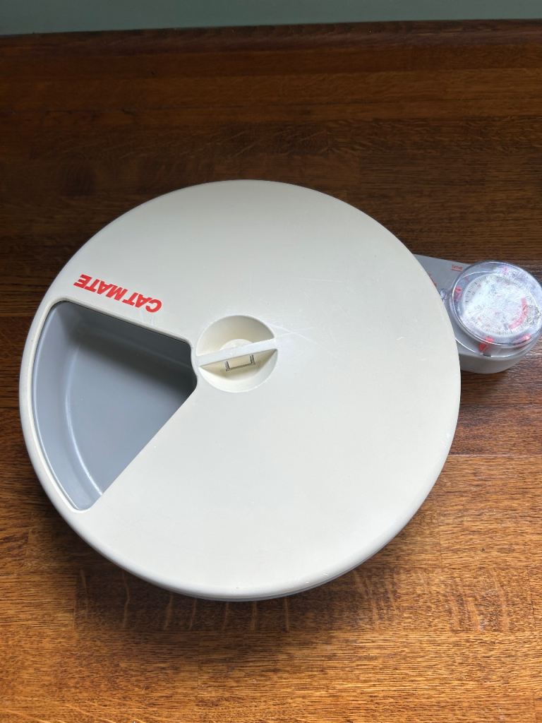 Cat mate cat feeder tray