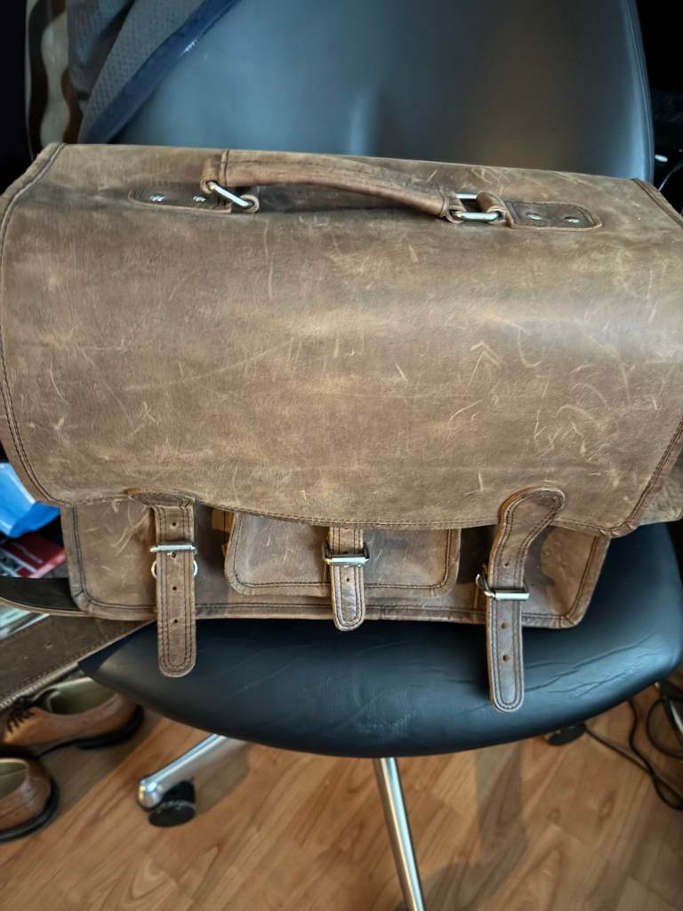 Real Leather Pilot style case/bag in Distressed Leather finish New