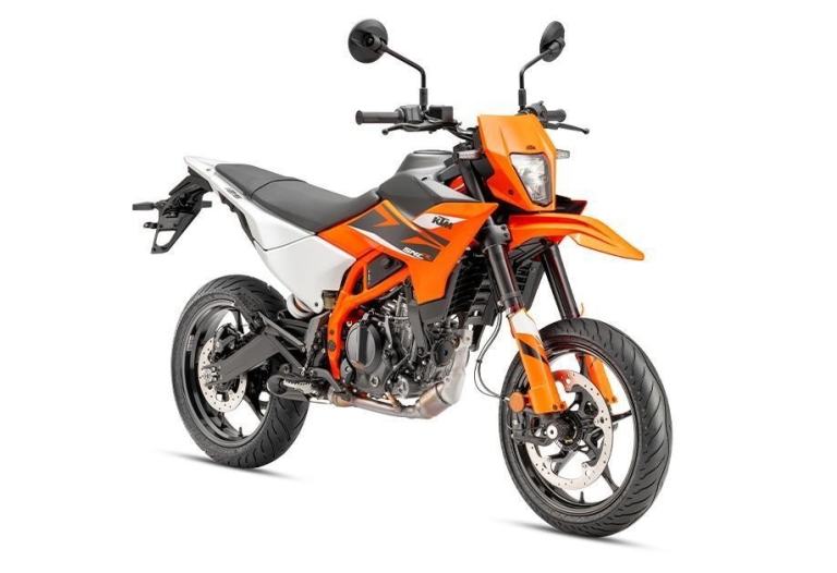 2025 KTM 125 SMC-R 