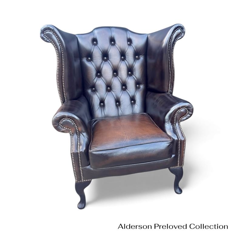 Brown Queen Anne chesterfield set