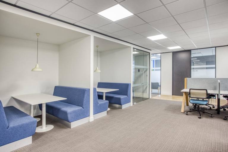 Liverpool - L2 1TS \ Flexible Coworking Membership - Drop In Anytime