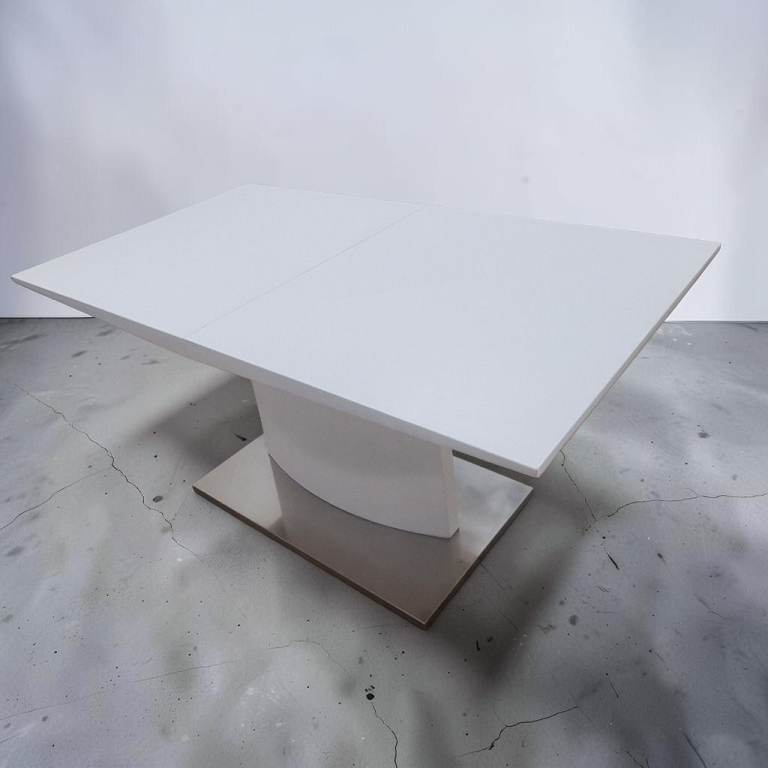 MODERN EXTENDING DINING TABLE WHITE GLOSS EXCELLENT CONDITION 