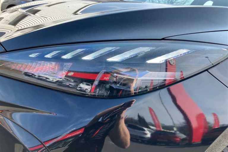 2025 MG MG4 49kWh SE Hatchback 5dr Electric Auto (170 ps) Hatchback Electric Automatic