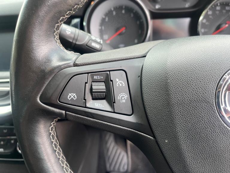 2019 Vauxhall Astra 1.4T 16V 150 Griffin 5dr HATCHBACK PETROL Manual