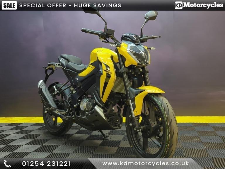 Keeway RKF 125cc Learner Legal Naked Bike PRE-REG DEAL