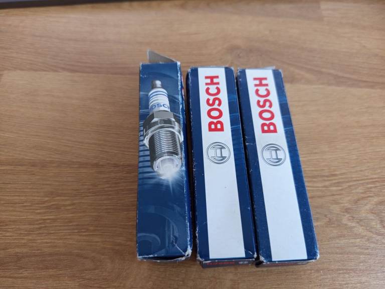 Bosch Sparks x3 VR7S1332S brand new