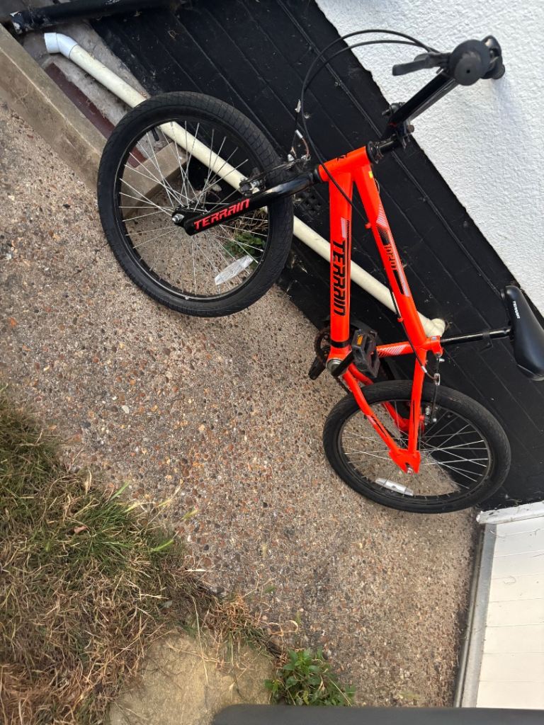 Terrain Kids Bike - red, Good Condition