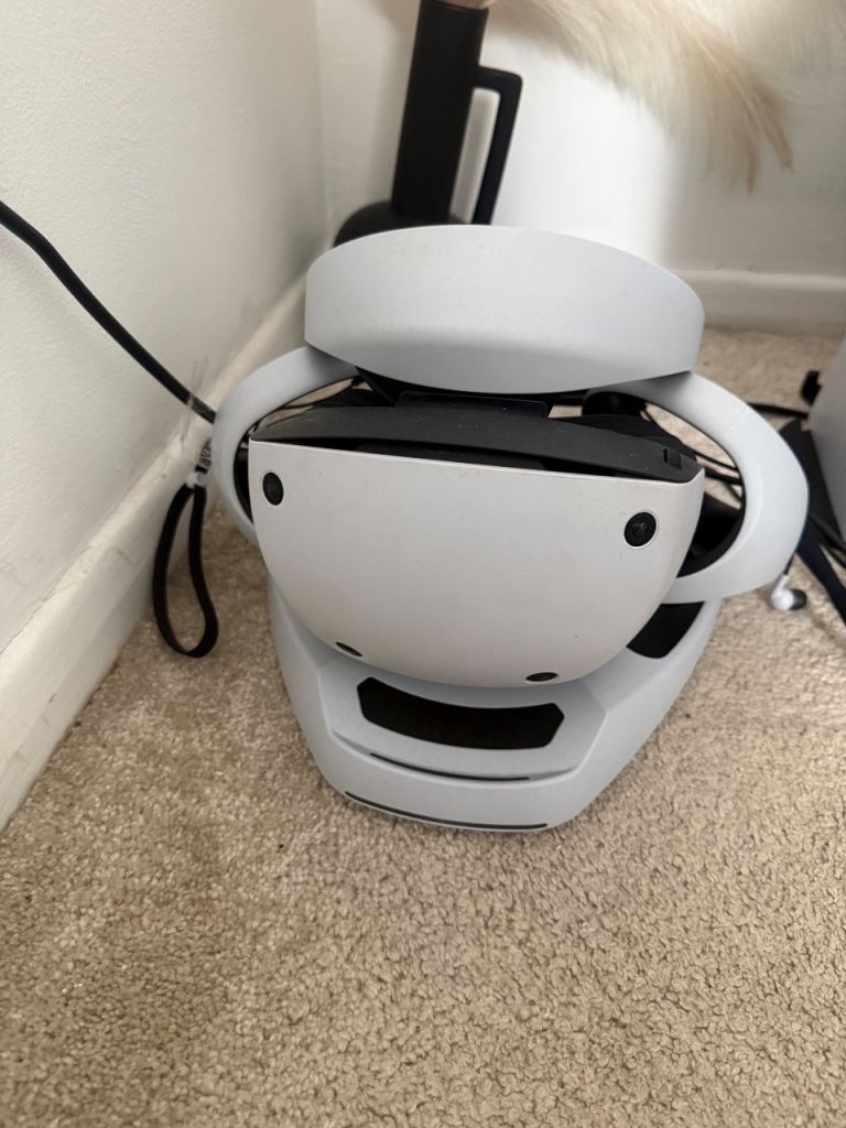 Sony PlayStation VR2 Headset – Good Condition